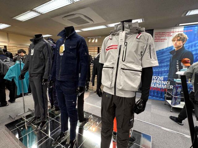 アイズフロンティア2026SS展示会ディスプレイ