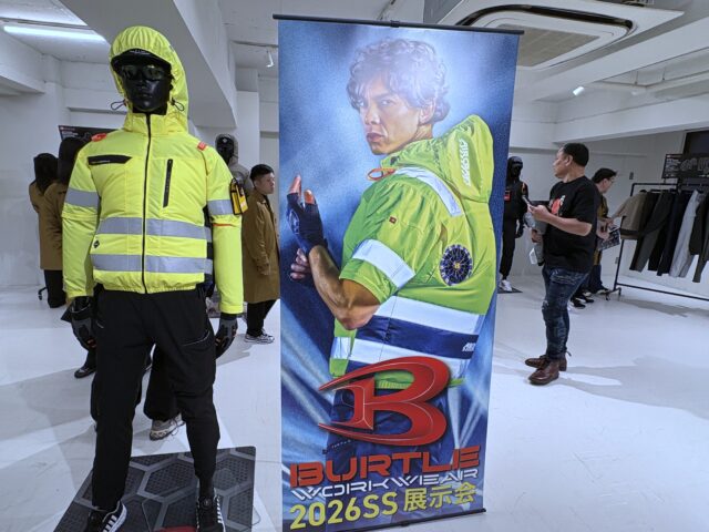 バートル2026最新エアークラフトのリフレクトモデルのディスプレイ