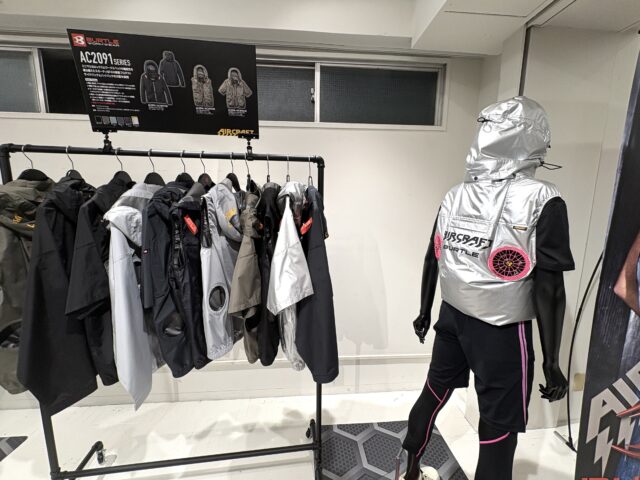 バートル2026最新エアークラフトAC2091モデルを後ろから