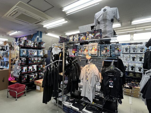 だいまつ店舗_アイズフロンティアコーナー_デバイス、3つ穴