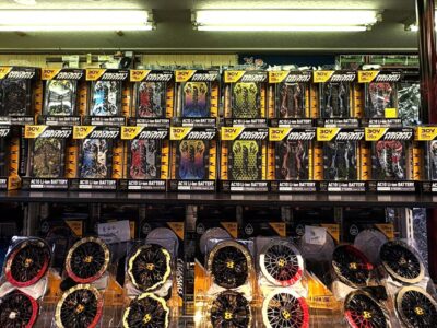 バートルエアークラフトカスタムバッテリーのアップ写真_店頭の陳列