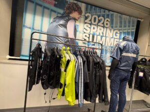アイズフロンティア2026SS展示会_EFウェアコーナー