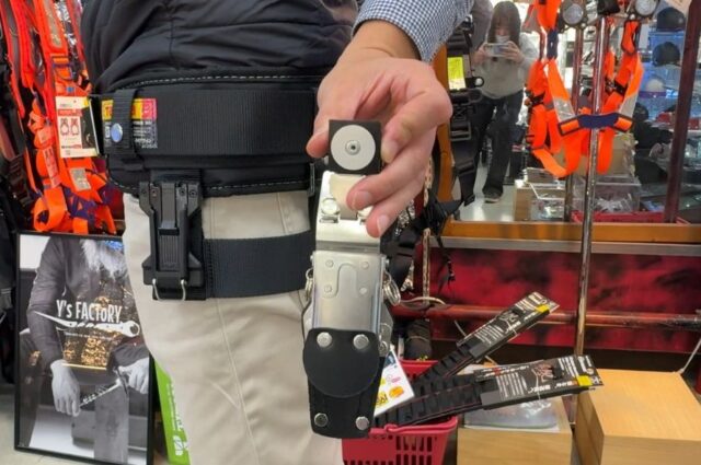 マルチアジャスター（可動式）を取り付けたMIKI工具差し