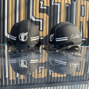 進和化学工業のヘルメットに凄技UV印刷加工_ライン