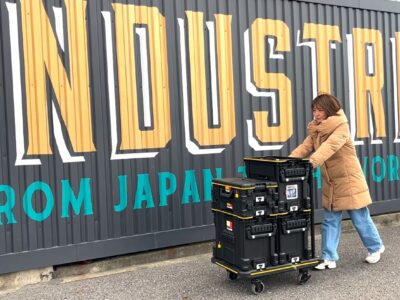 タジマツールボックス_女性でも楽々持ち運べる