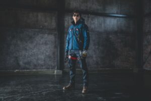 バートル2024AW_5050_防寒ウェア_モデル着用